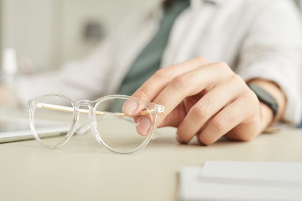 What causes nearsightedness (myopia)?